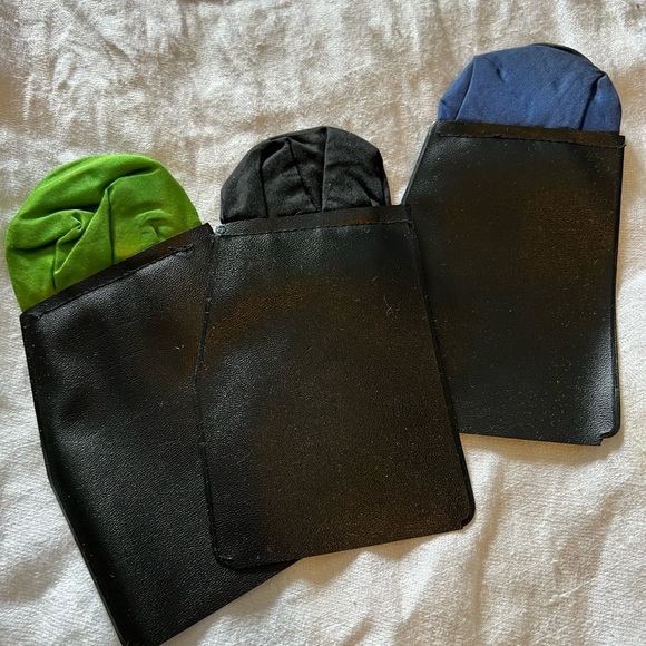 Vintage Elegant Red and Blue Velvet Ties and three vintage pocket puffs. Grandpa - Picture 10 of 10